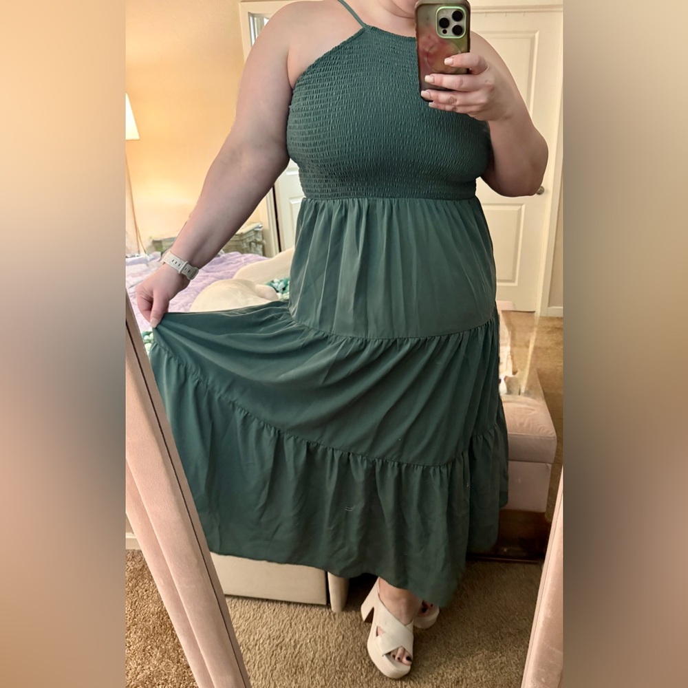 ARULA Green Smocked Maxi Dress - Picture 2 of 7